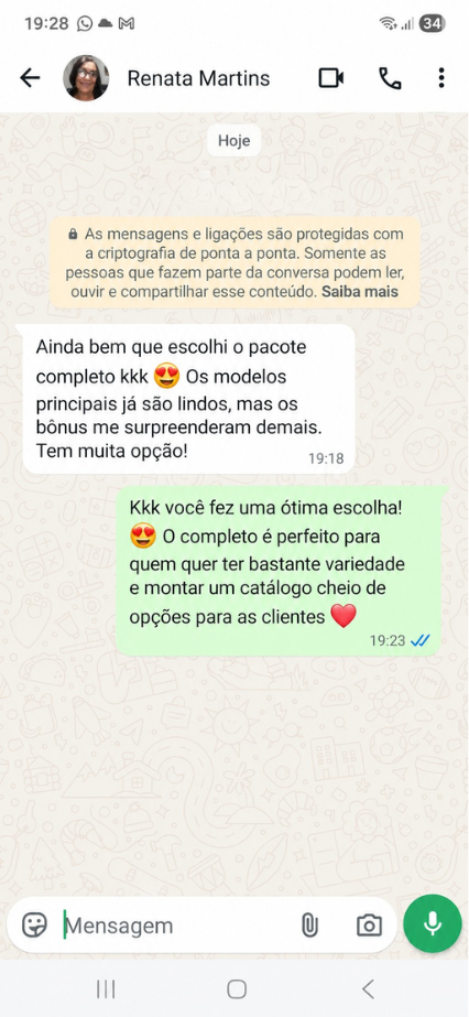 Print de conversa: aluna Renata Martins elogia o pacote completo e os bônus
